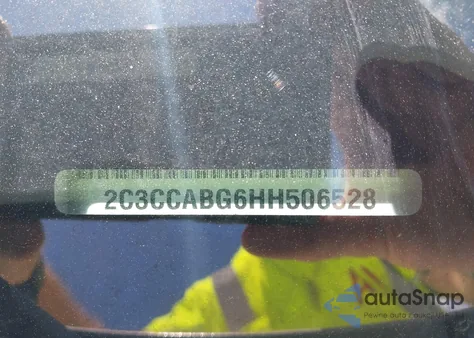 2017 Chrysler 300 300S Alloy Edition z USA, uszkodzony, nr VIN 2C3CCABG6HH506528